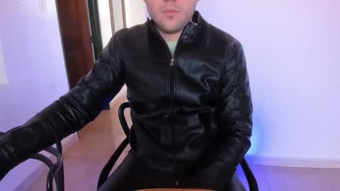 Vito Ferrer online show from January 17, 1:47 pm