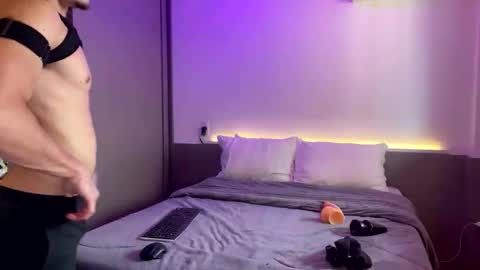 vitoraugustoxxx online show from October 6, 5:17 pm