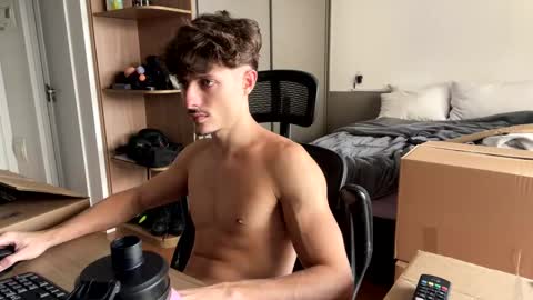 vitoraugustoxxx online show from November 3, 4:20 pm