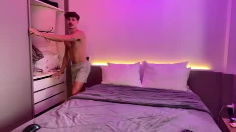 vitoraugustoxxx online show from October 11, 7:29 pm