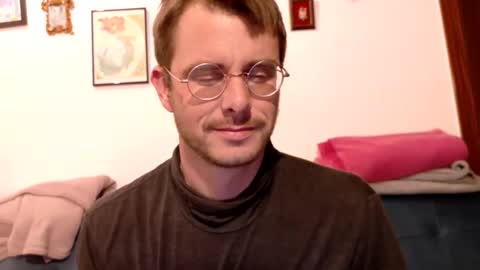 Viv online show from February 13, 8:24 pm