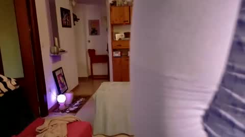 Viv online show from January 13, 5:02 pm