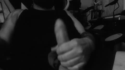 voyeurjiggy online show from December 2, 8:17 am