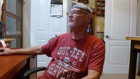 Vueuorme online show from October 9, 10:25 pm