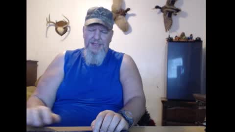 walkingbird online show from October 11, 11:20 pm