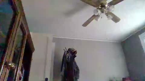 Walter online show from November 21, 6:51 pm