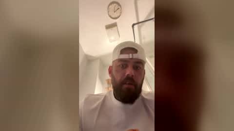 watchmethrob69 online show from June 1, 6:41 pm