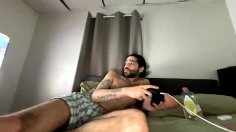 ShootingWebs online show from January 17, 5:21 am