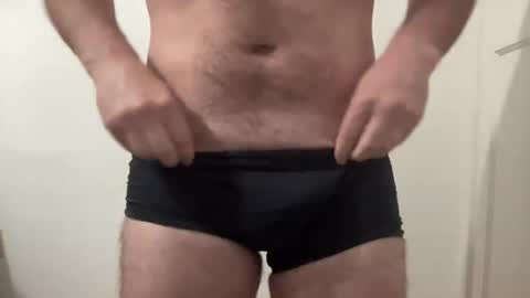 Snapshot of weekendguyforfun chatting on October 7, 10:30 am weekendfun online show from October 7, 10:30 am