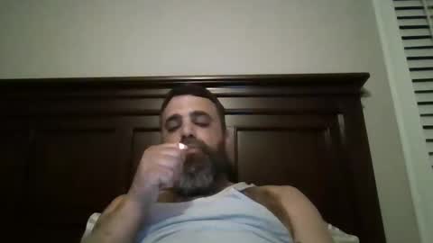 Snapshot of weezy210 chatting on January 9, 12:25 am Weezy online show from January 9, 12:25 am