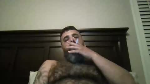 Snapshot of weezy210 chatting on March 9, 2:18 am Weezy online show from March 9, 2:18 am
