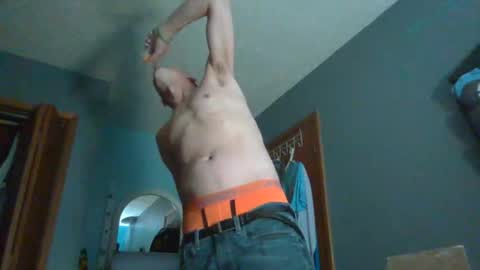 Snapshot of wetduck77777 chatting on October 28, 11:34 am wetduck77777 online show from October 28, 11:34 am