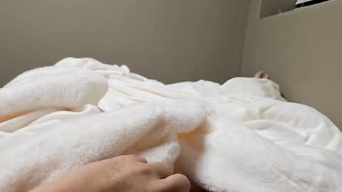 Snapshot of what_whaaat chatting on October 2, 8:18 am what_whaaat online show from October 2, 8:18 am