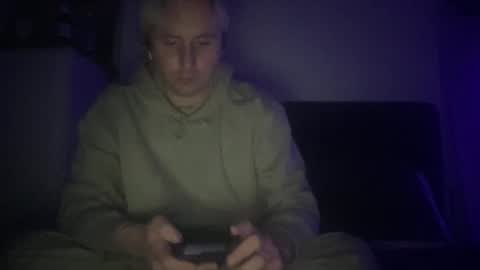 whatyouwantyouknowigotit online show from December 30, 1:58 am