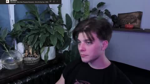 Snapshot of whiteegrimm chatting on October 19, 8:56 pm Gus online show from October 19, 8:56 pm