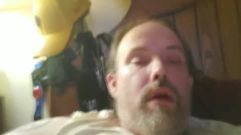 wickedwolfman69 online show from June 15, 3:20 am