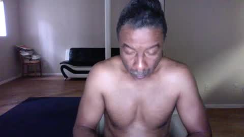 wildnight007 online show from February 5, 8:14 pm