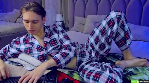 William online show from September 18, 3:19 am