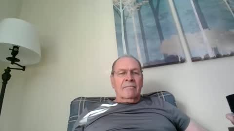 Snapshot of willnedoher chatting on February 24, 1:53 pm Willhedoher online show from February 24, 1:53 pm