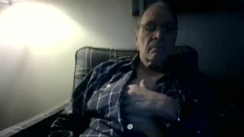Snapshot of willnedoher chatting on December 30, 1:03 pm Willhedoher online show from December 30, 1:03 pm