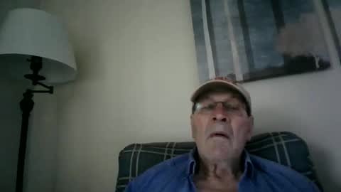 Snapshot of willnedoher chatting on December 27, 2:12 pm Willhedoher online show from December 27, 2:12 pm