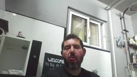 windowpane online show from December 15, 10:26 pm