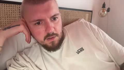 Tatrixx online show from April 6, 8:26 am