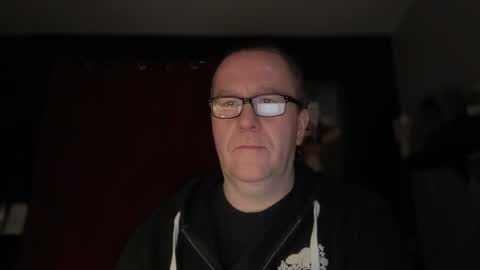 Snapshot of wintyr chatting on March 6, 10:52 am wintyr online show from March 6, 10:52 am