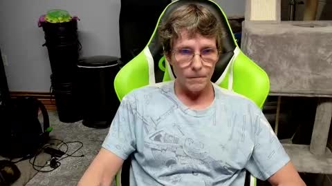 wirehead1970 online show from November 19, 2:22 am