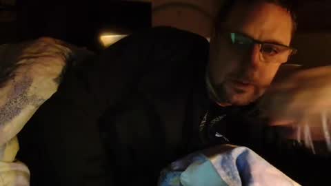 Dirty online show from December 24, 2:10 am