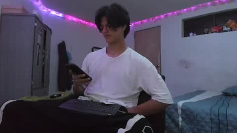 Ken online show from April 1, 7:21 am