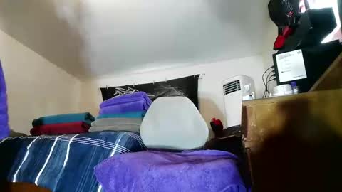 wolfman79 online show from January 10, 7:06 pm