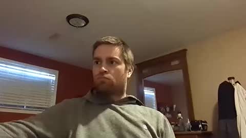 Snapshot of woodeee77 chatting on March 3, 6:40 pm woodeee77 online show from March 3, 6:40 pm