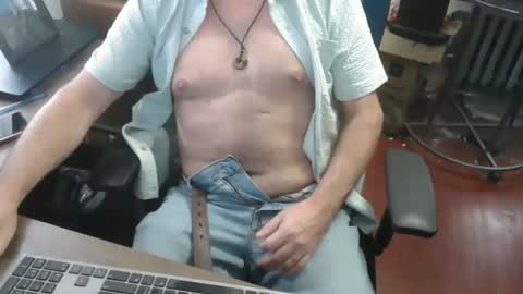 woodworker6473 online show from May 28, 5:11 pm