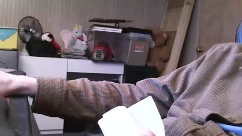 wrangleat0r online show from February 25, 12:33 am