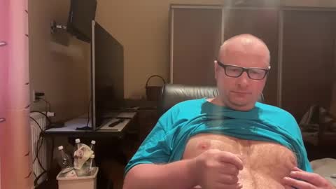 wspaniaagadzin online show from December 9, 2:08 pm