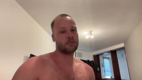 joejoe online show from March 5, 11:28 am