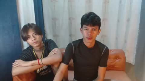 x_lee06 online show from February 3, 6:24 pm