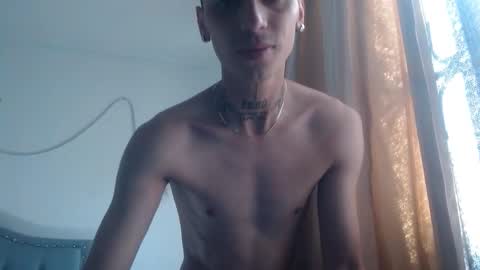 Snapshot of xalejo_max chatting on September 22, 1:21 pm xalejo_max online show from September 22, 1:21 pm