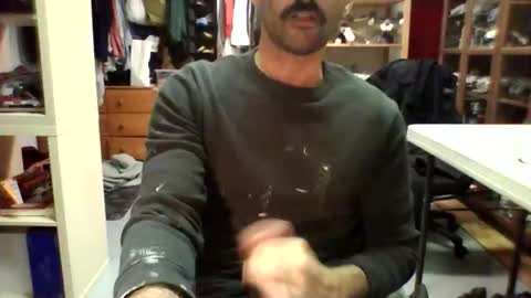 xander4369 online show from December 5, 10:17 pm