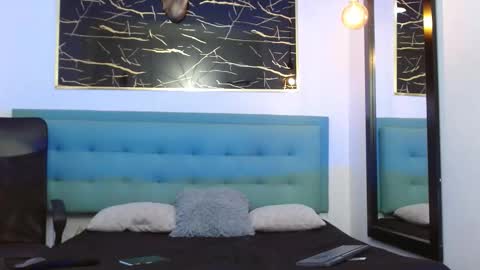 xandergrey8 online show from January 16, 8:33 pm