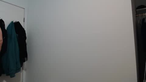 xbigshooter85 online show from December 16, 3:08 am