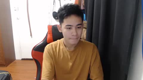 MIKAEL online show from December 4, 10:35 am