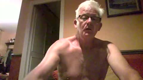 xmaeg3 online show from September 9, 7:57 pm