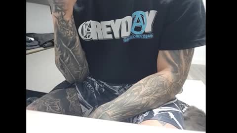 xristboy666 online show from March 8, 9:35 am