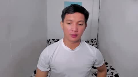 xsebastian19 online show from December 20, 12:30 am