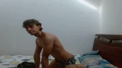 xxherozxx online show from February 23, 8:43 pm