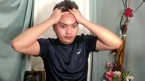 Snapshot of xxhotloyd_cummerx chatting on December 30, 10:01 pm Loyd online show from December 30, 10:01 pm