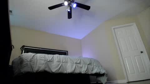 xxlrollingpapers online show from September 29, 10:27 pm