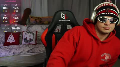     online show from January 4, 11:17 pm